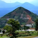 piramide-Gunung-Padang 1